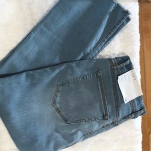 LOFT- Petite Kick Crop high rise -regular fit jean